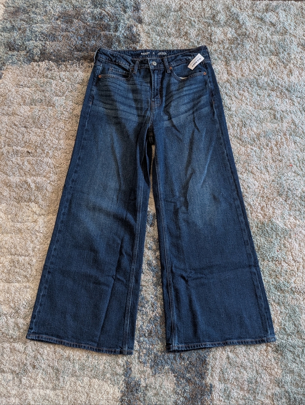 Old Navy High Waisted Wide Leg Jeans - Picture 4 of 7